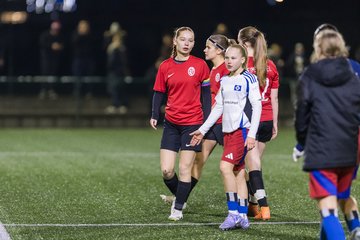 Bild 431 - wBJ Hamburger SV - Eimsbuettler TV 2 : Ergebnis: 16:0